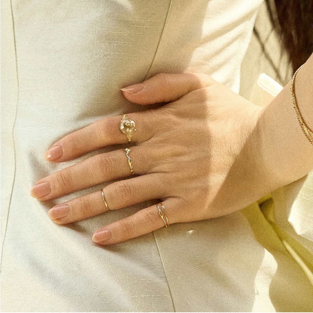 CATBIRD x The Met Cloud Stacking Ring
14k Solid Gold - Picture 5 of 8